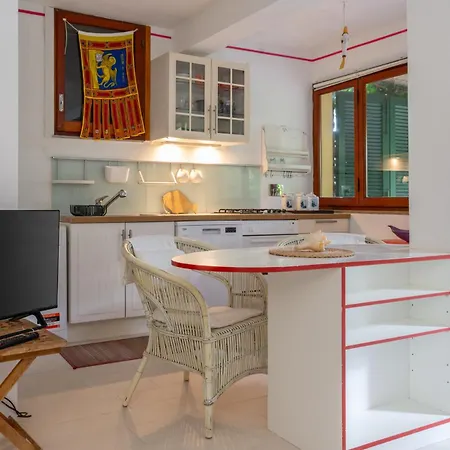 Un Giardino Sul Forno - Goelba Apartmán *